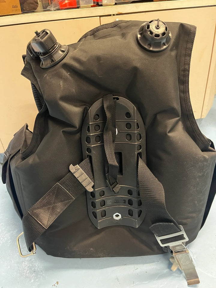 Second-hand Regulator set and Glide 500 BCD - scubapro - Aquaholics Dive Centre, Shop and Sea Safari