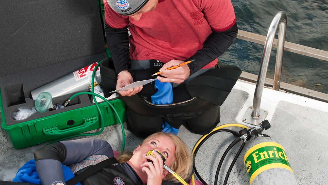 PADI Emergency Oxygen Provider - PADI - Aquaholics Dive Centre, Shop and Sea Safari