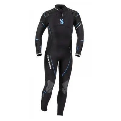 Wetsuits Aquaholics Dive Centre, Shop and Sea Safari