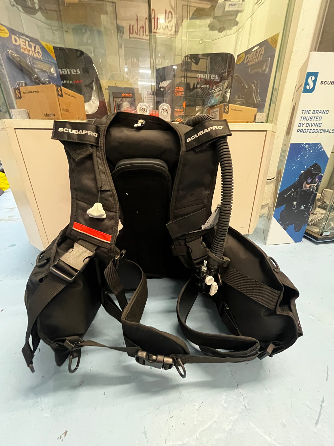 Secon Hand BCD - Aquaholics Dive Centre, Shop and Sea Safari - Aquaholics Dive Centre, Shop and Sea Safari